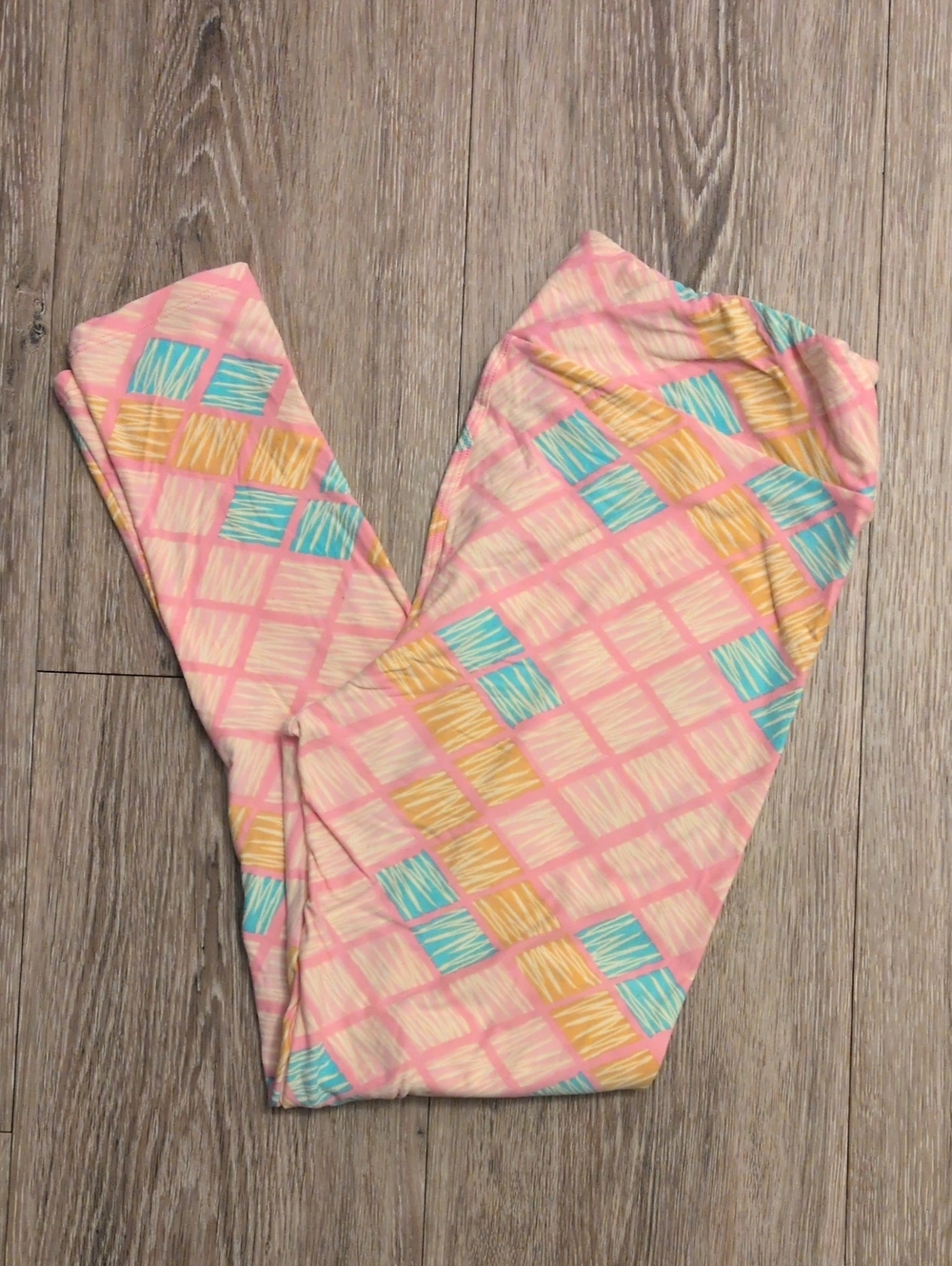 Lularoe Leggings Size (Tall And Curvy)